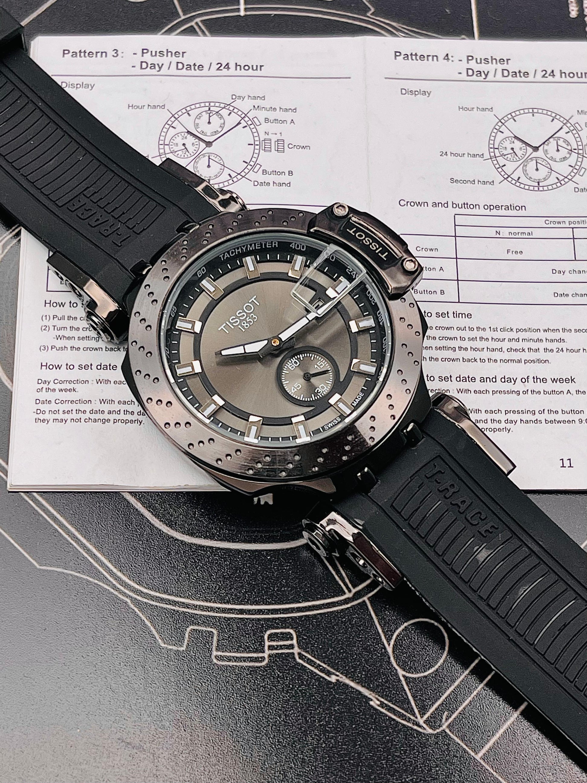 Reloj Metálico con Pulsera de Silicona