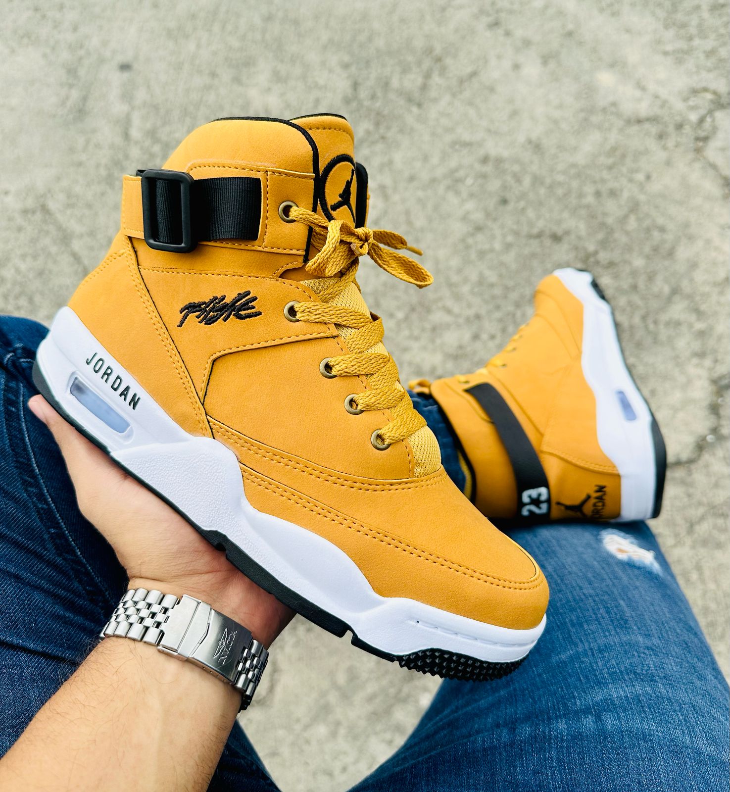 Jordan Hilfiger 23