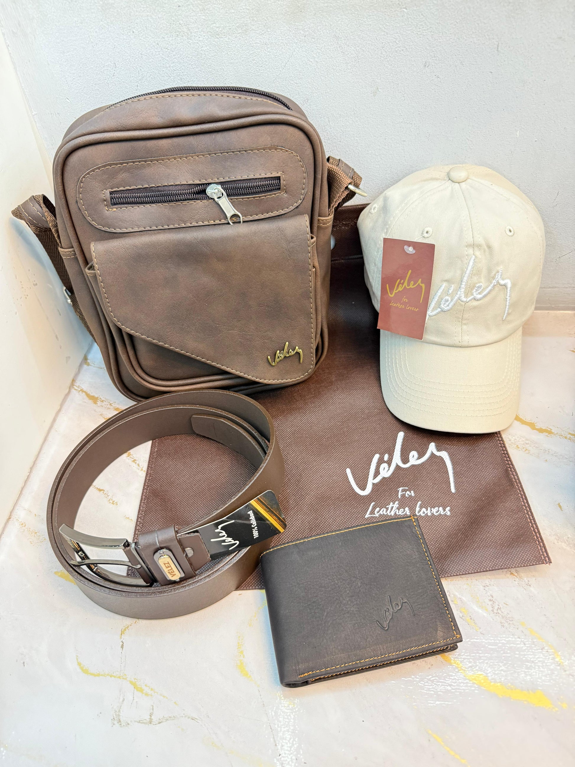 Trío Leo Cuero + ¡Gorra Vélez 100% Algodón TOTALMENTE GRATIS!