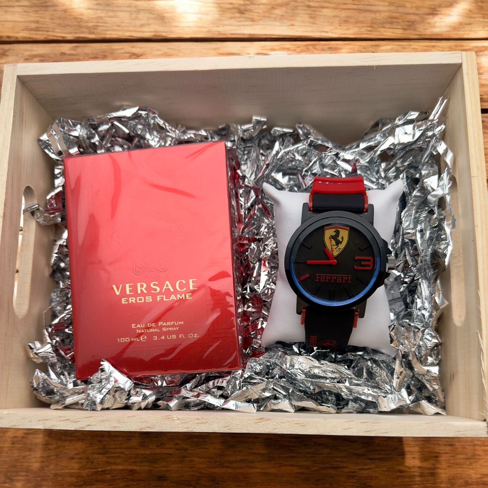 Combo Caballero – Reloj + Perfume + Caja de Presentación en Madera